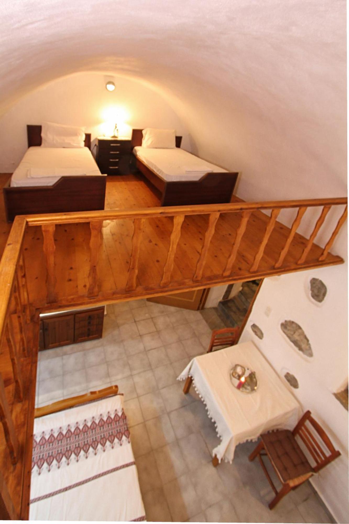 Schinos Apartments Mesta Luaran gambar